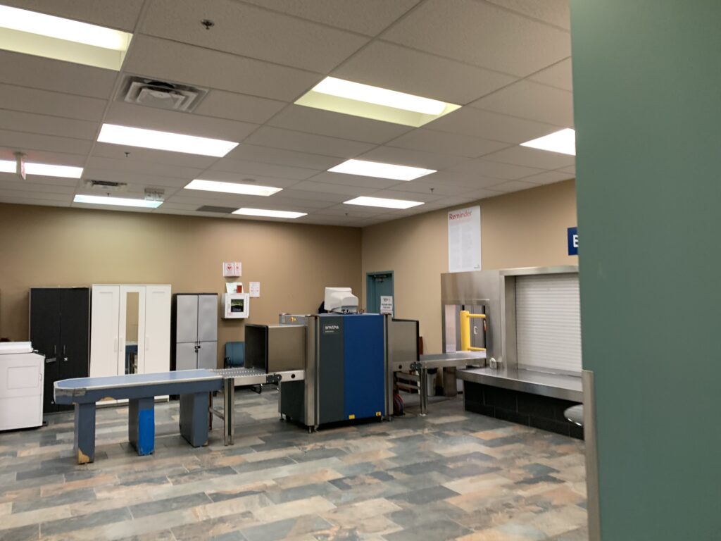 Airport x-ray machine